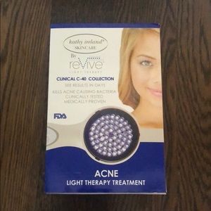 Acne Light Therapy Treatment